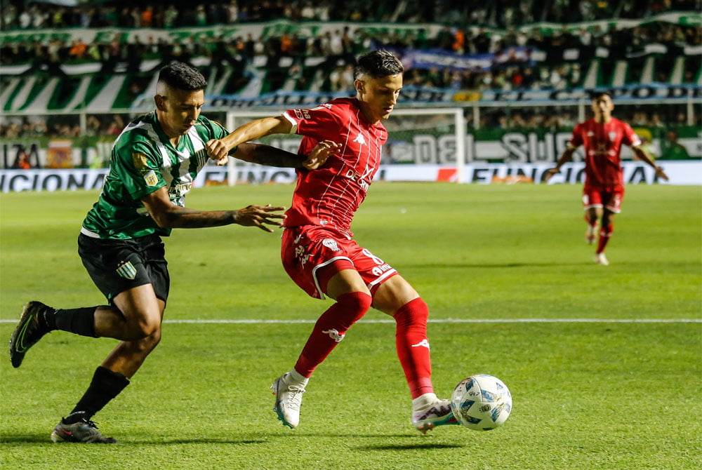 Huracán ganó ante Banfield en su viaje al sur