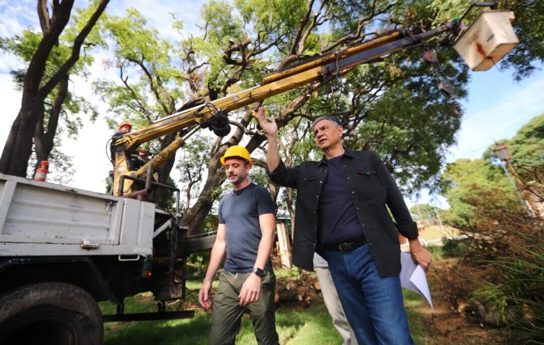 El Jefe de Gobierno, Jorge Macri, supervisó en el Parque 3 de Febrero el operativo de la Ciudad tras el temporal