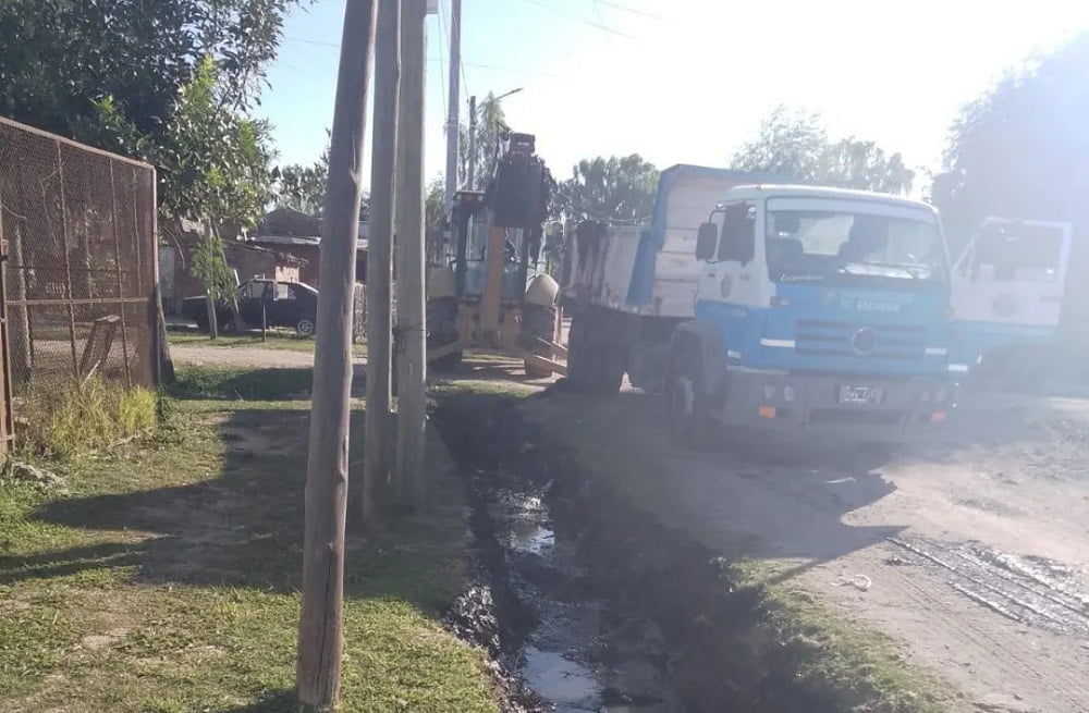 La Municipalidad de Escobar continúa con los trabajos de bacheo, estabilizado y mantenimiento del espacio público
