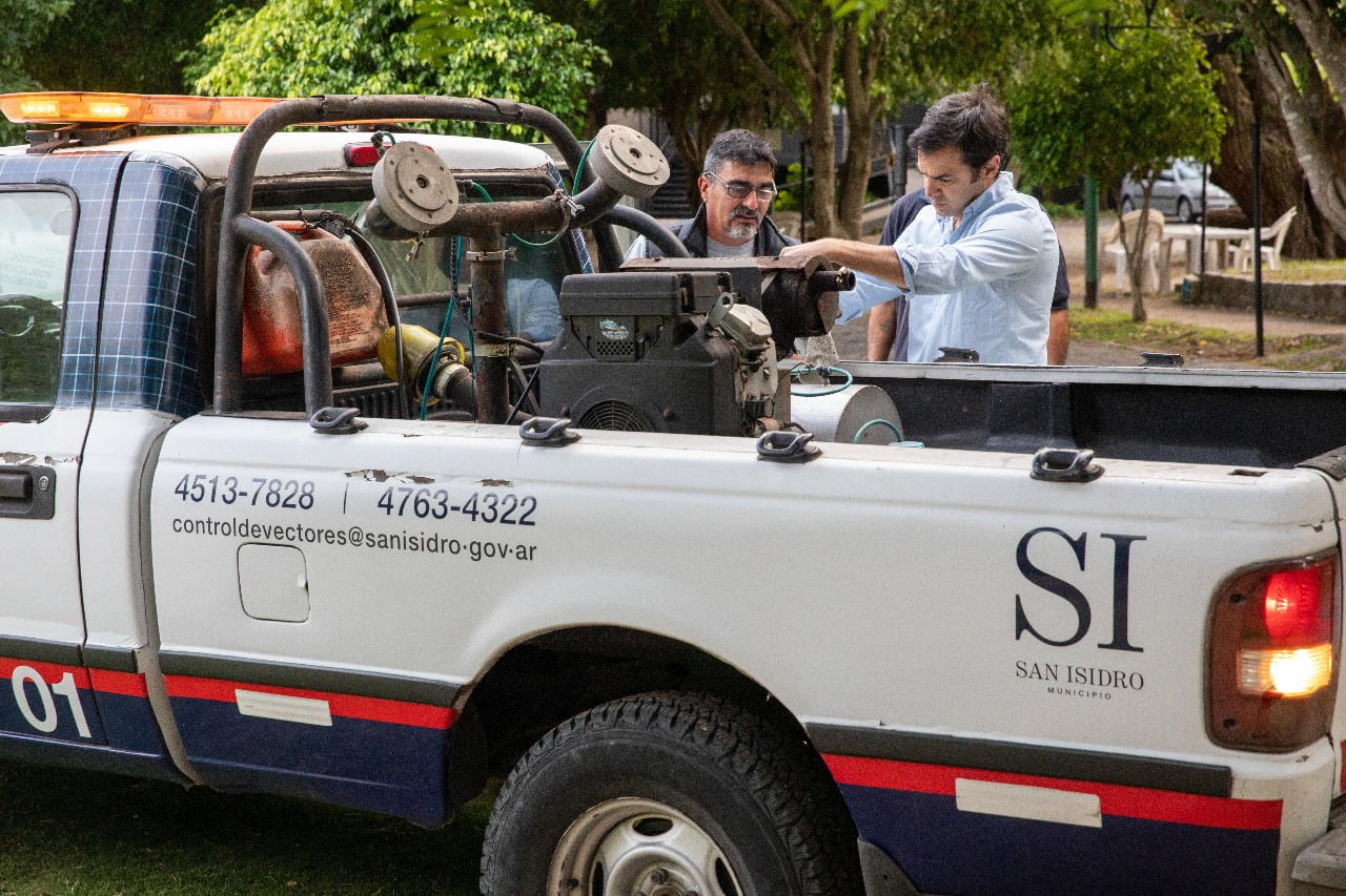 San Isidro: el municipio reforzó los operativos de fumigación en espacios públicos