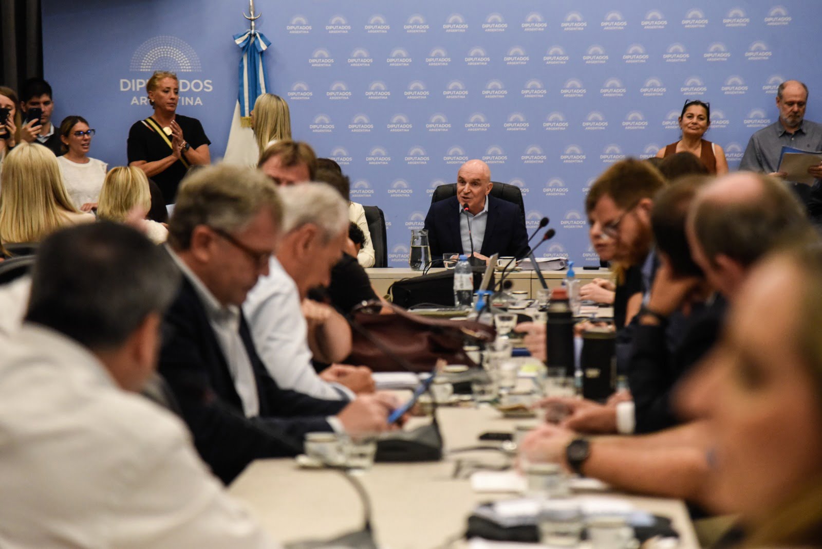 Comenzó el plenario en Diputados para debatir la “Ley ómnibus” que Milei mandó al Congreso