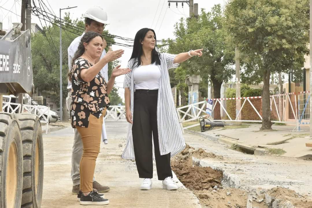 Noe Correa supervisó el avance de obra de la Red Primaria de Agua, en la ciudad de Grand Bourg