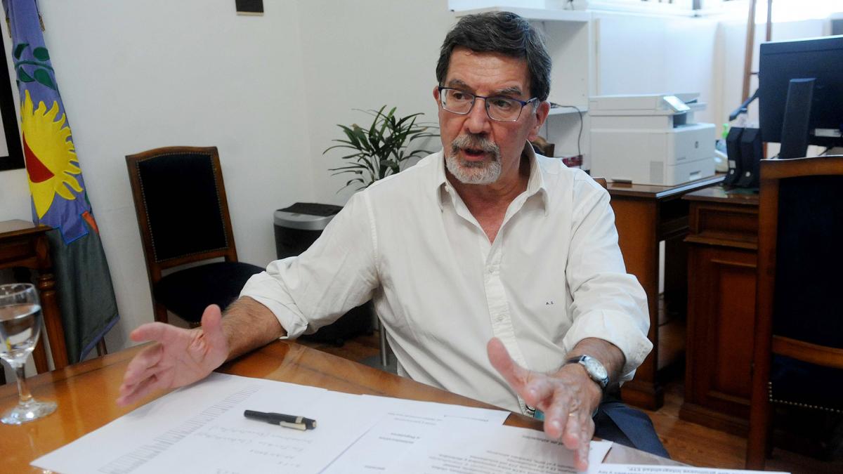 Sileoni: “La Provincia tiene vocación de que haya un Estado presente y buenos salarios”