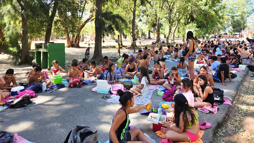 Continúa la colonia municipal de verano en Los Privilegiados