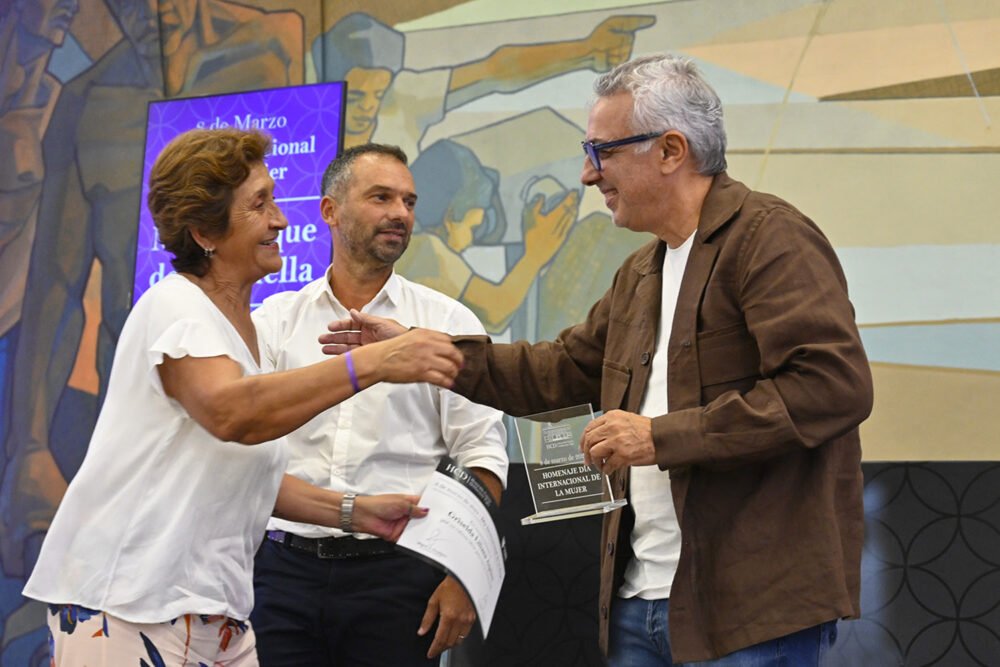 Julio Zamora participó del agasajo por el Día Internacional de la Mujer en el HCD