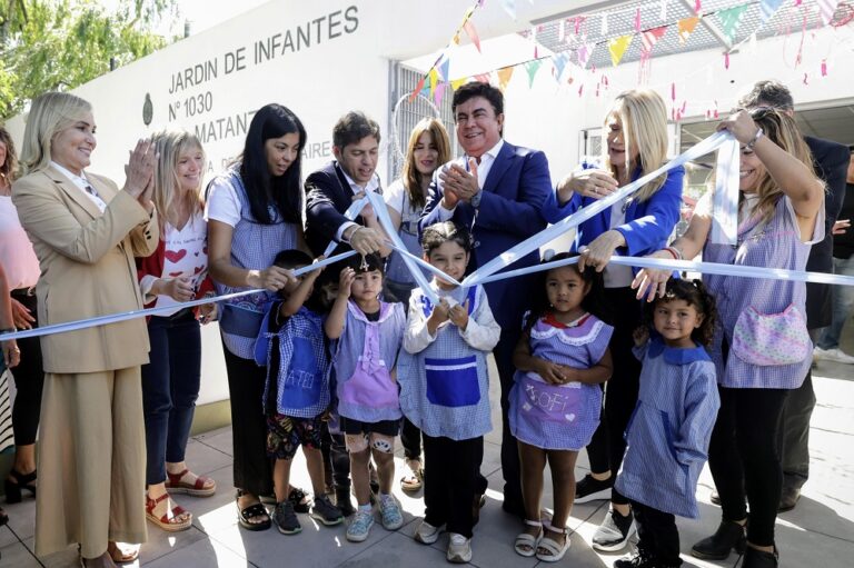 Kicillof inauguró el Jardín de Infantes N°1.030 de La Matanza