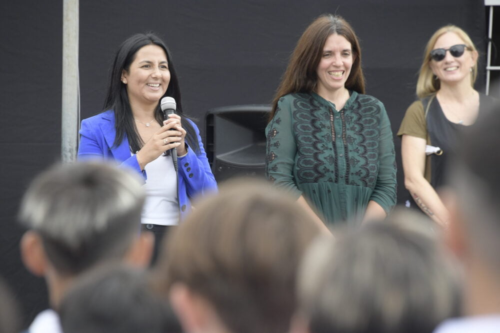 Malvinas Argentinas: Noe Correa y María Luján Salgado estuvieron en el acto de inicio del ciclo lectivo 2024