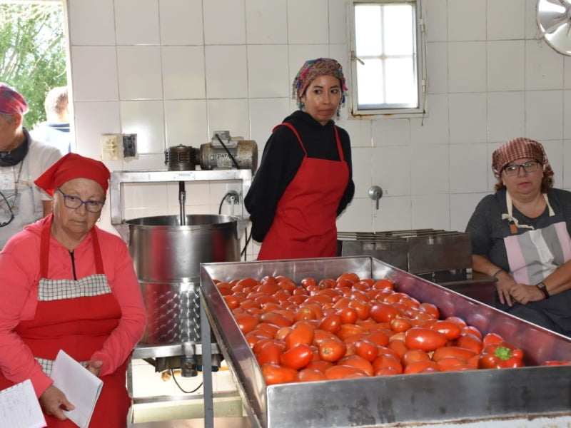 Nuevo taller del ciclo “Las mujeres en el mundo de la producción local”