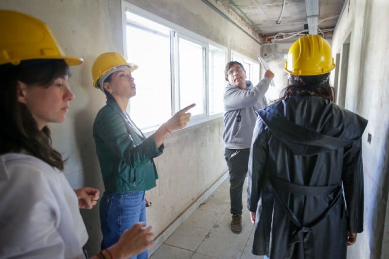 Mayra Mendoza supervisó la obra del centro comunitario de salud mental de Quilmes