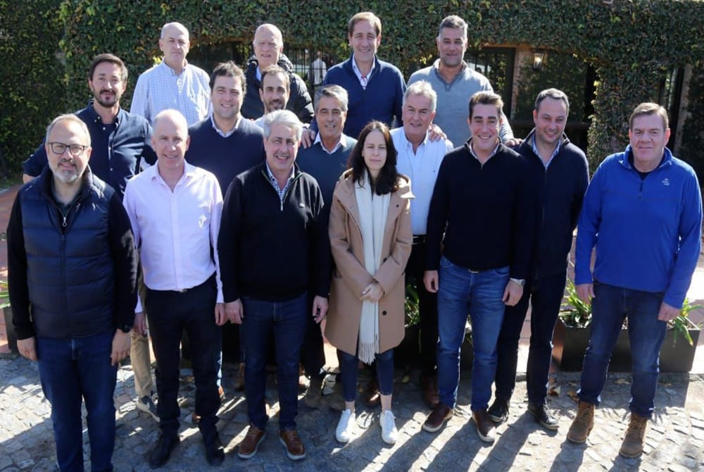 Diego Valenzuela apuntado por sus pares intendentes por la tasa a la nafta