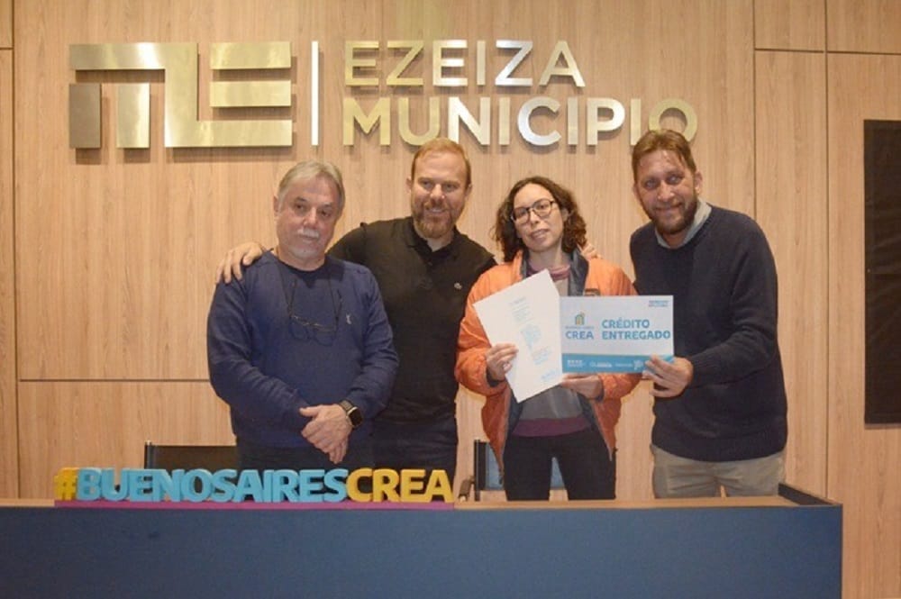 Se entregaron créditos CREA y se anunció la construcción de viviendas en Ezeiza