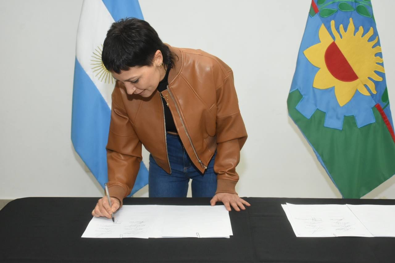 Mayra Mendoza “Los vecinos de Quilmes necesitamos que el Gobierno reanude obras para la ciudad”