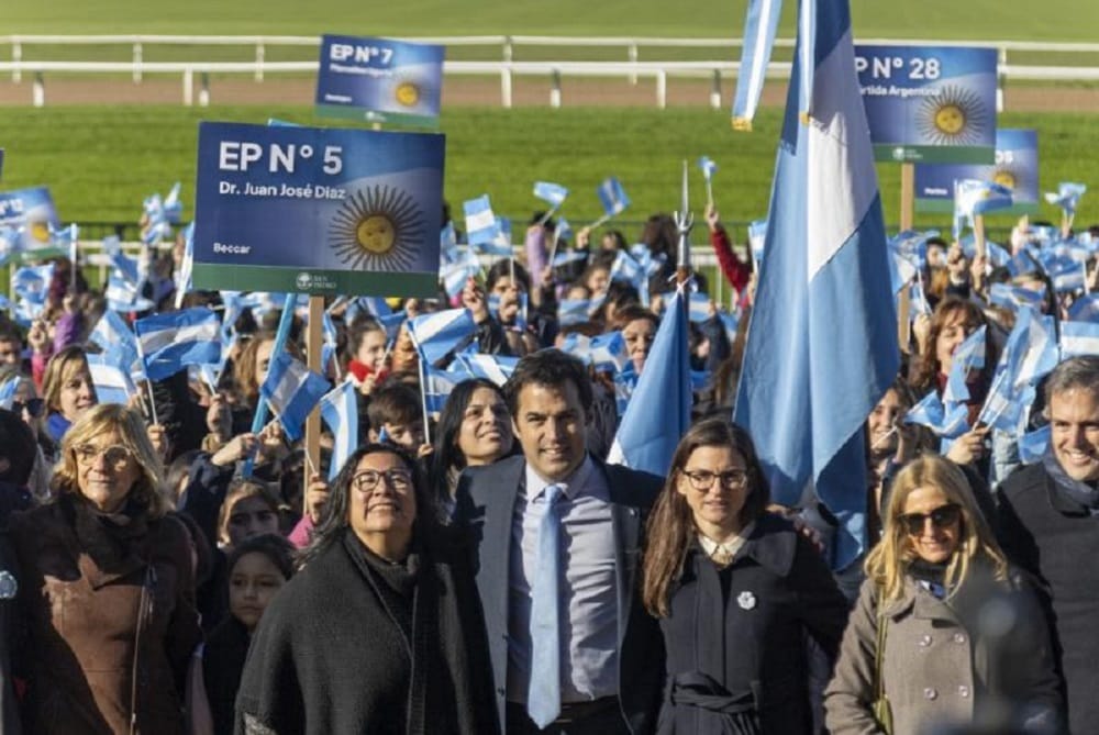 San Isidro: Tres mil chicos prometieron lealtad a la bandera