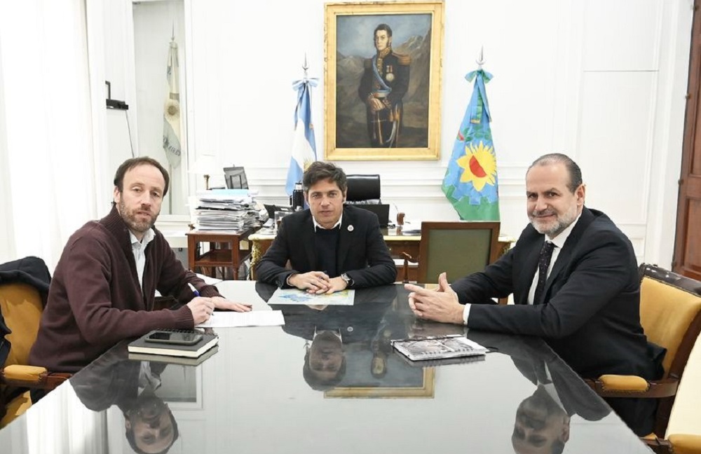 Axel Kicillof se reunió con el intendente de Bahía Blanca, Federico Susbielles
