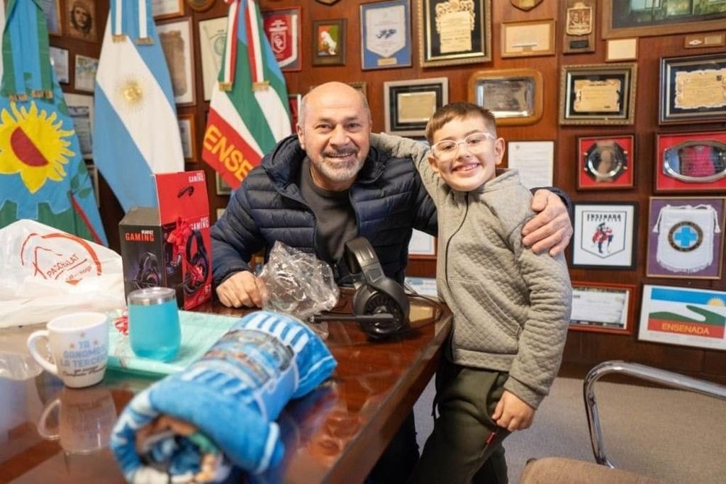 Un niño de Ensenada cumplió 8 años y quiso festejar con el Intendente