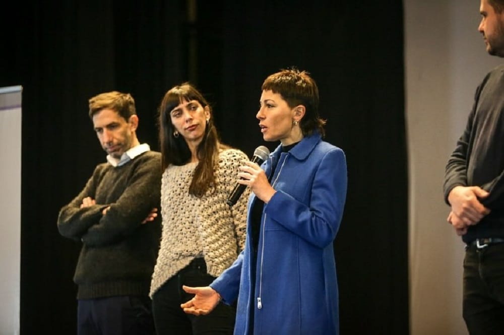 Mayra Mendoza, lanzo el programa  de contra las apuestas online en la adolescencia