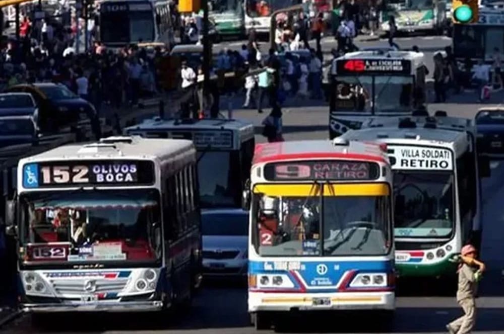 La UTA levantó el paro de colectivos que estaba previsto para mañana