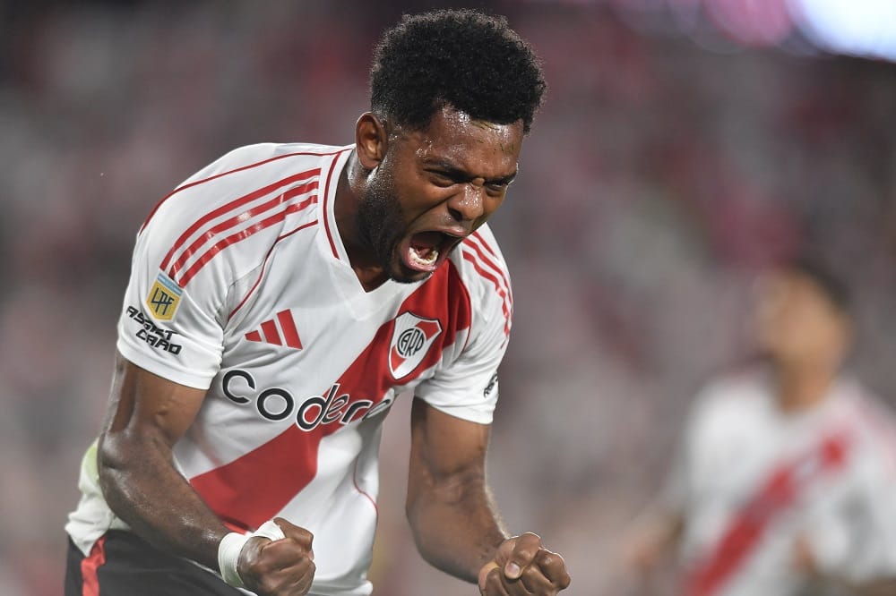 River le ganó a Banfield y acerca a la copa
