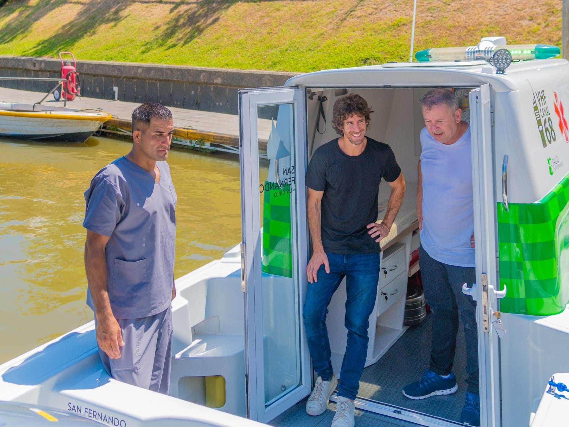Juan Andreotti presentó una Lancha Ambulancia para reforzar los Hospitales de Islas de San Fernando