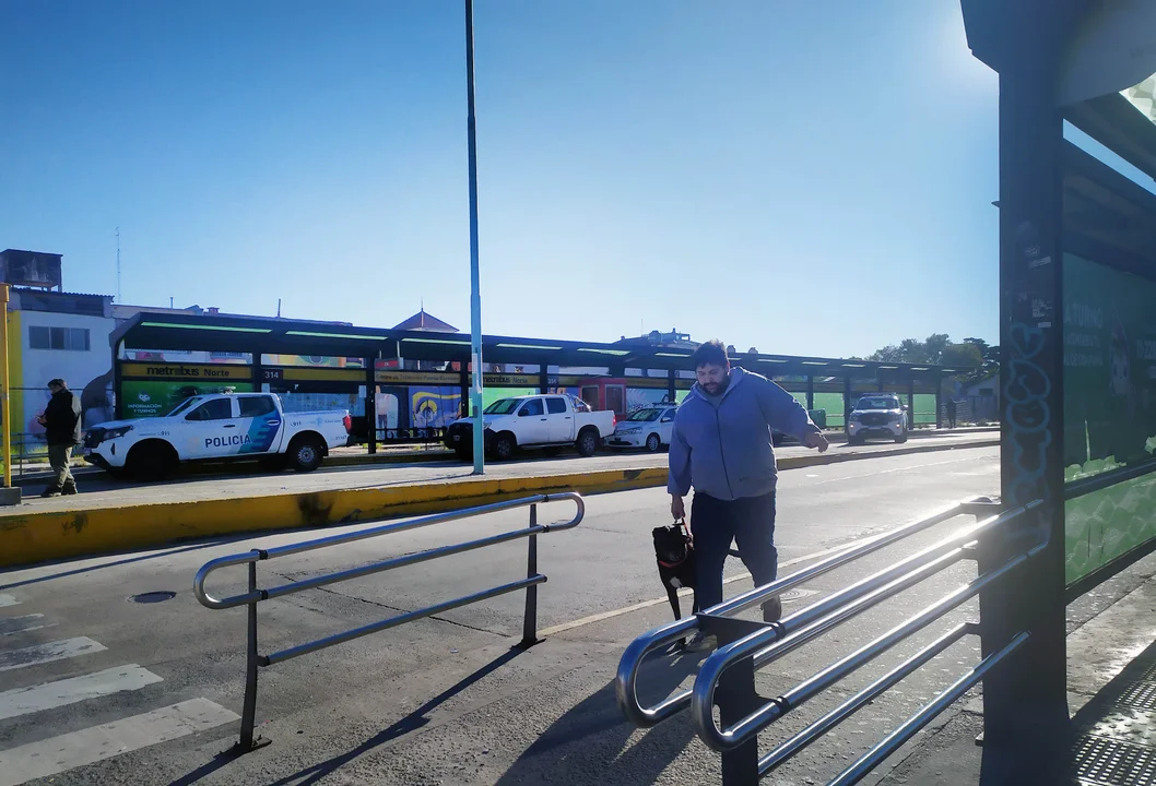 El Gobierno bonaerense adelantó subsidios y evitó el paro de colectivos en el Conurbano